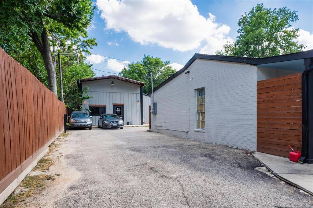 Office - driveway entrance