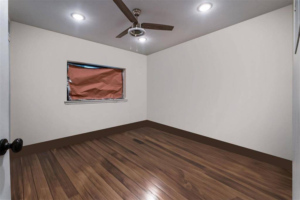 Office - primary bedroom