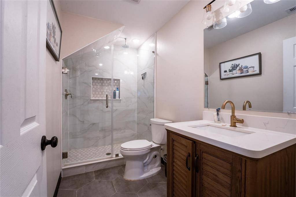 Office - primary bathroom