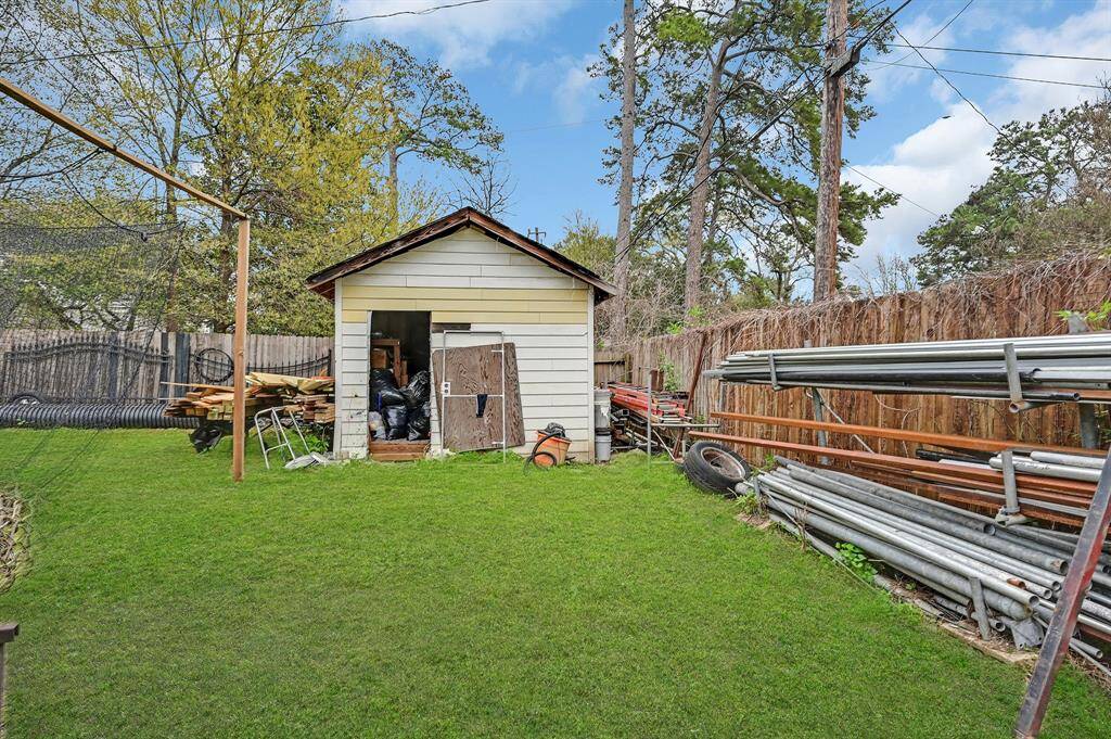 Large backyard with shed
