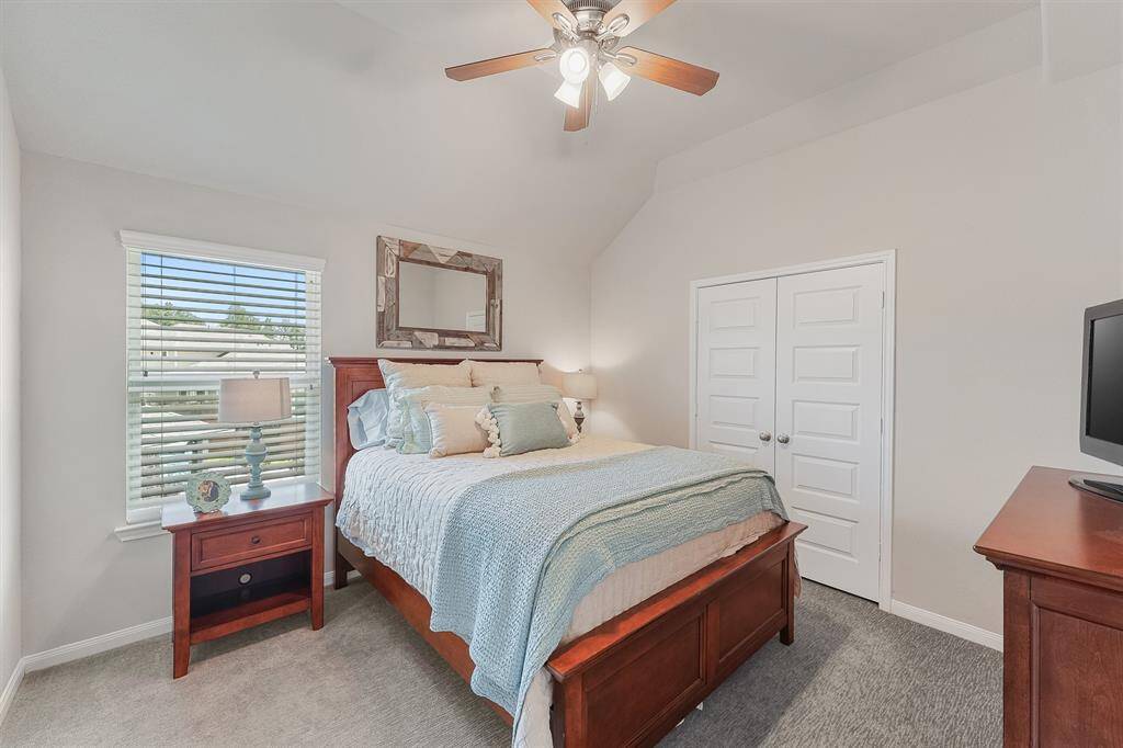 Second bedroom