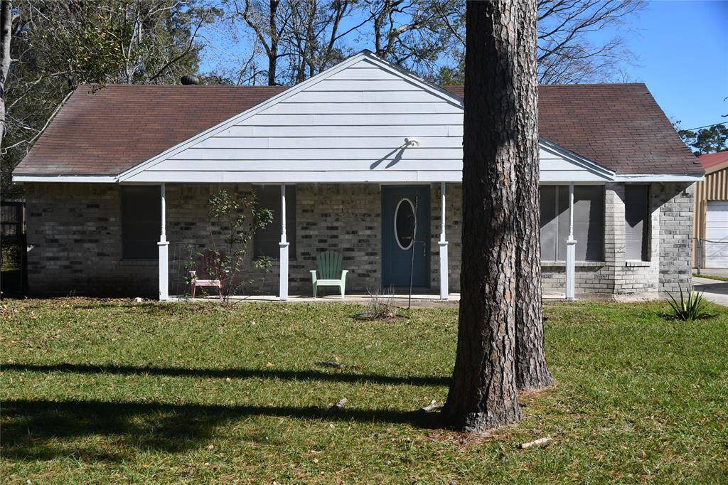 Extra large lot, almost 10,000 feet