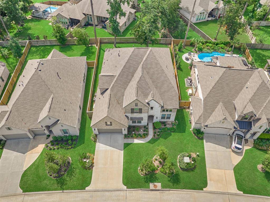 Grand Central Park Is Conveniently Located At I-45 & Loop 336 On The South Side Of Conroe; It's Just A 2-3 Minute Drive From Your Front Door To Either Highway; Abundant Retail/Dining/Medical Are Very Close By As Well!