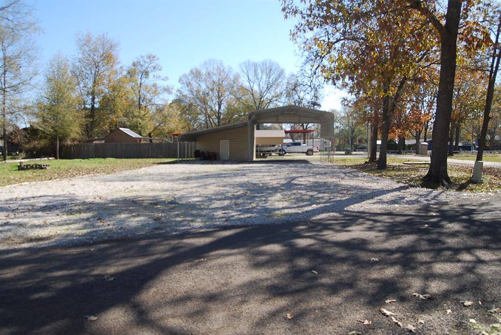 Shed/Boat/RV parking/other additional parking