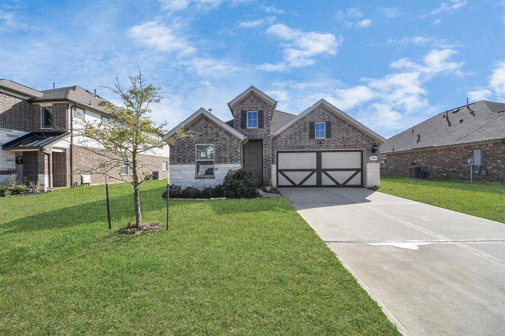 Beautiful & Spacious House