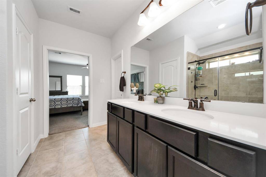 Double sinks.
