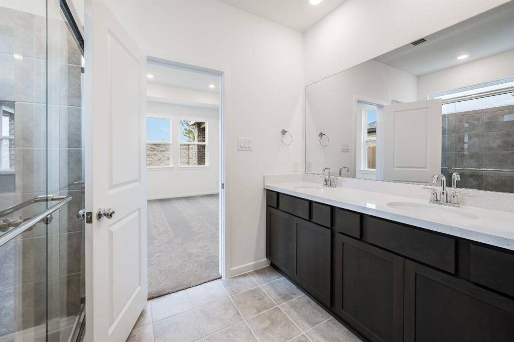 9011 Ashland Cottage ~ Ready Now