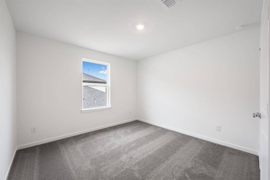 9011 Ashland Cottage ~ Ready Now