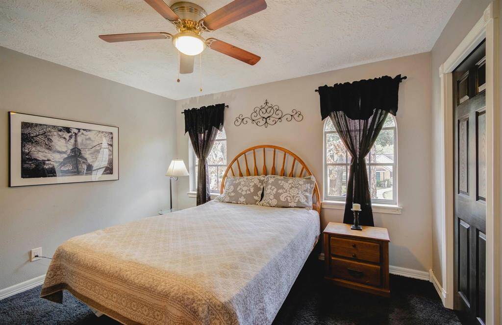 Room #1 w walk in closet