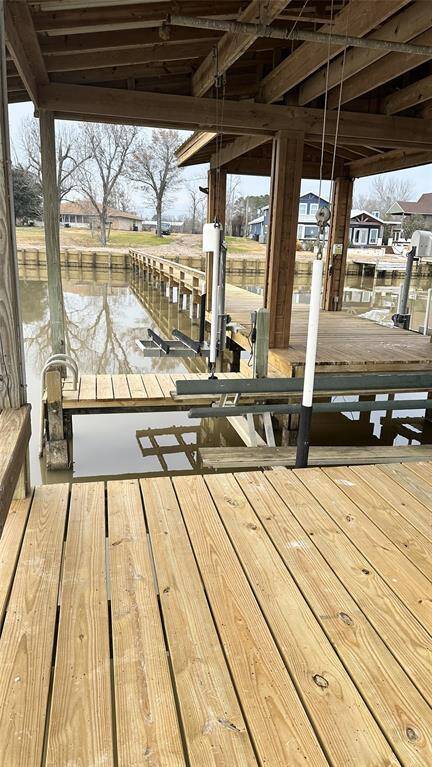 Brand New Decking completed in Nov 2024