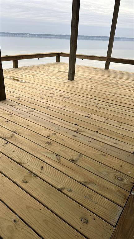 Brand New Decking completed in Nov 2024
