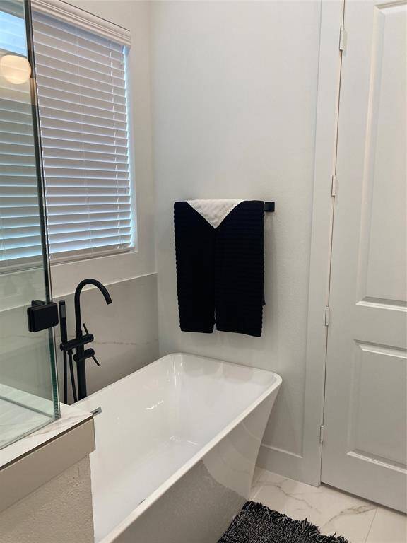 Third level primary bath