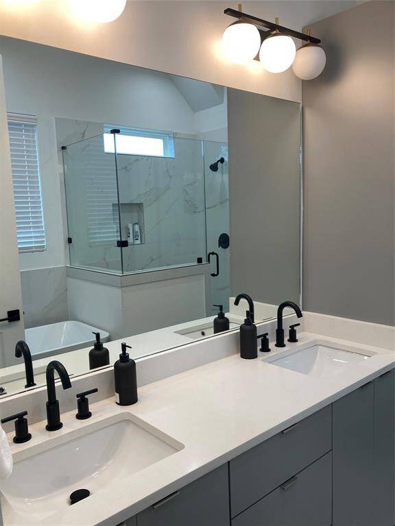 Third  level primary bath