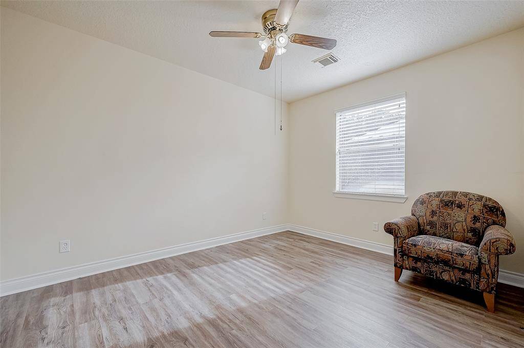 rear bedroom