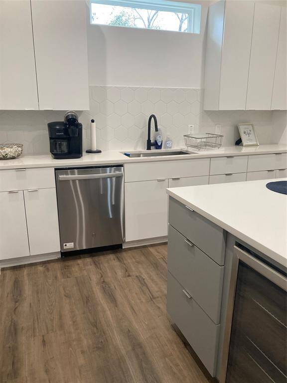 kitchen s/s appliances