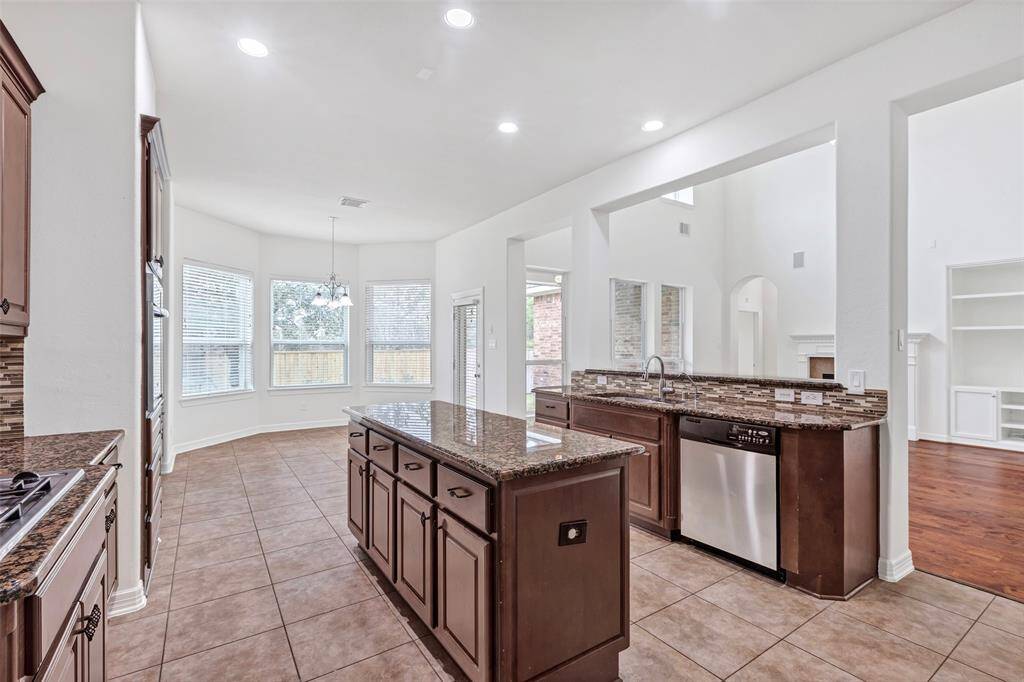 Granite Island Kitchen