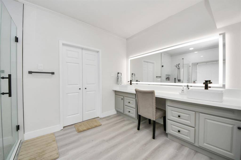 Large LED Mirror Primary Bath