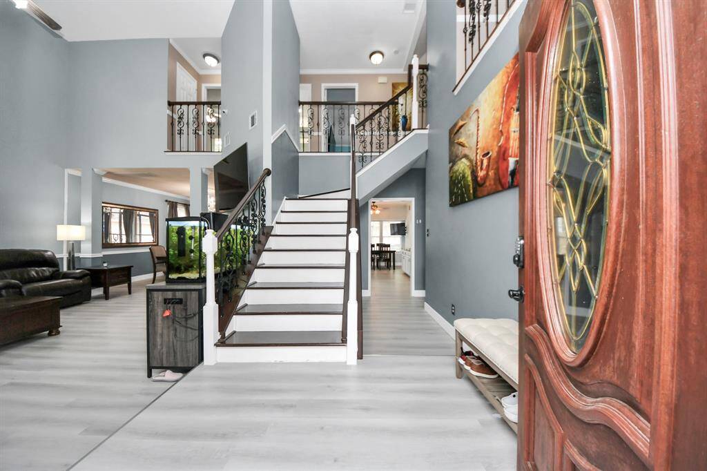 Entry Foyer