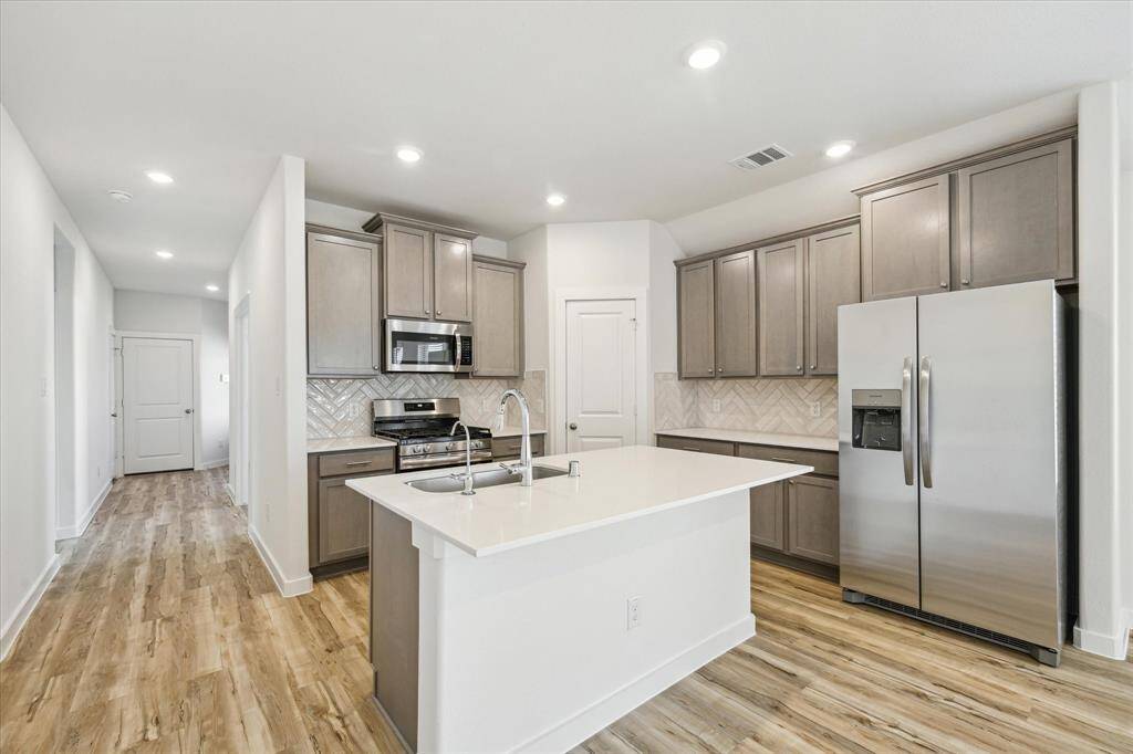 Kitchen with island