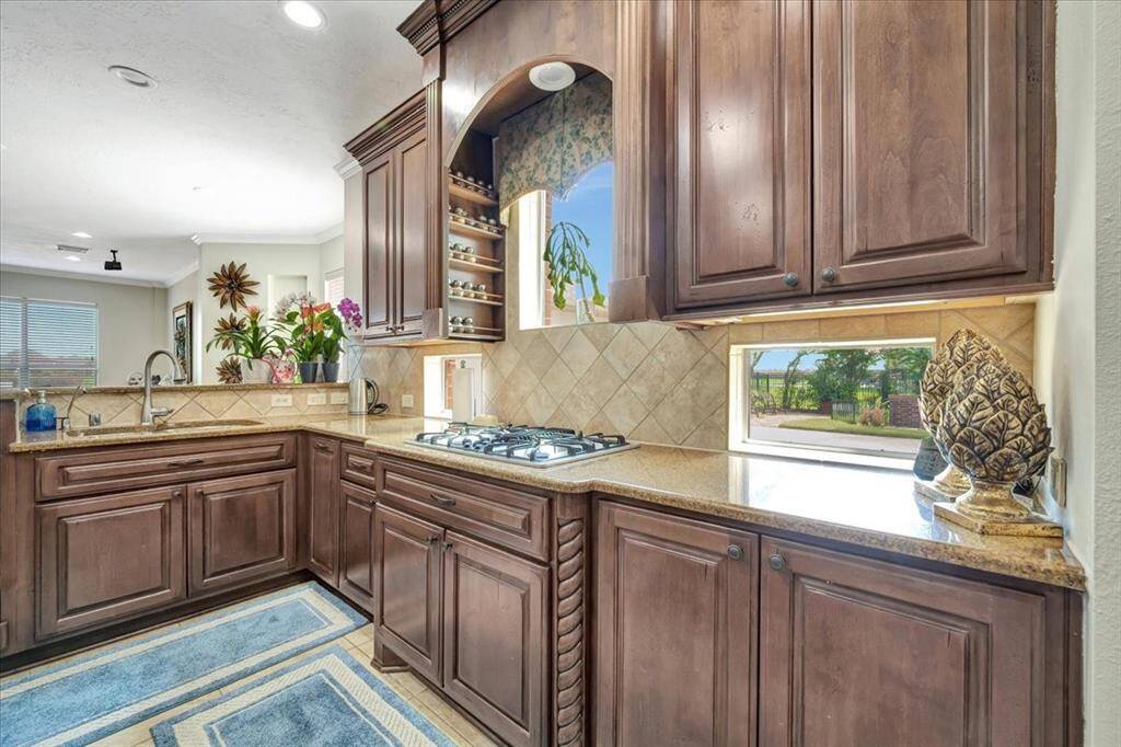 Beautiful cabinets.
