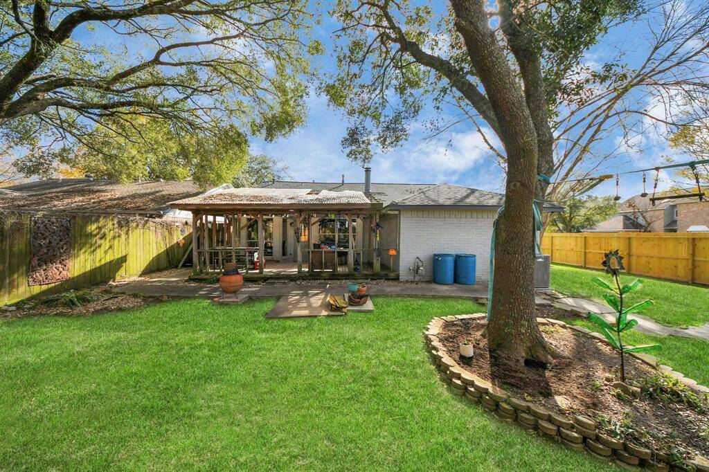Great size backyard
