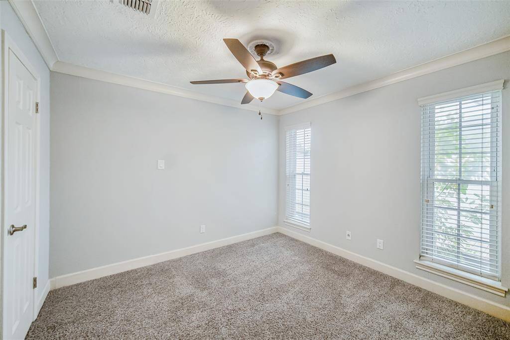 Same secondary bedroom.