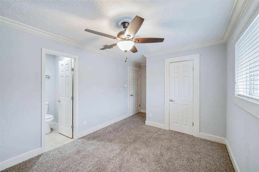 Perfect secondary bedroom for a guest as it has an attached on-suite bathroom.