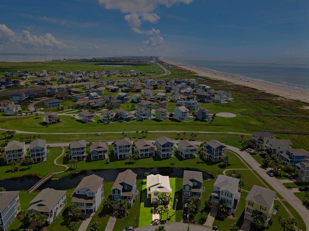 The home is highlighted, showing it's proximity to the beach.