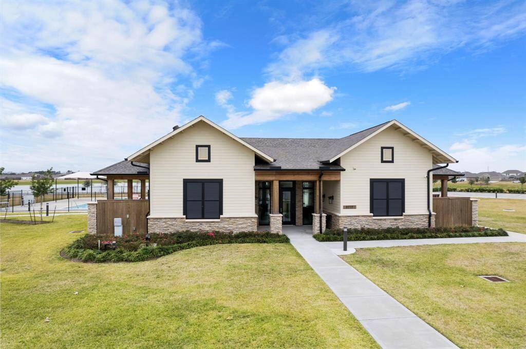 Sterling Point Clubhouse