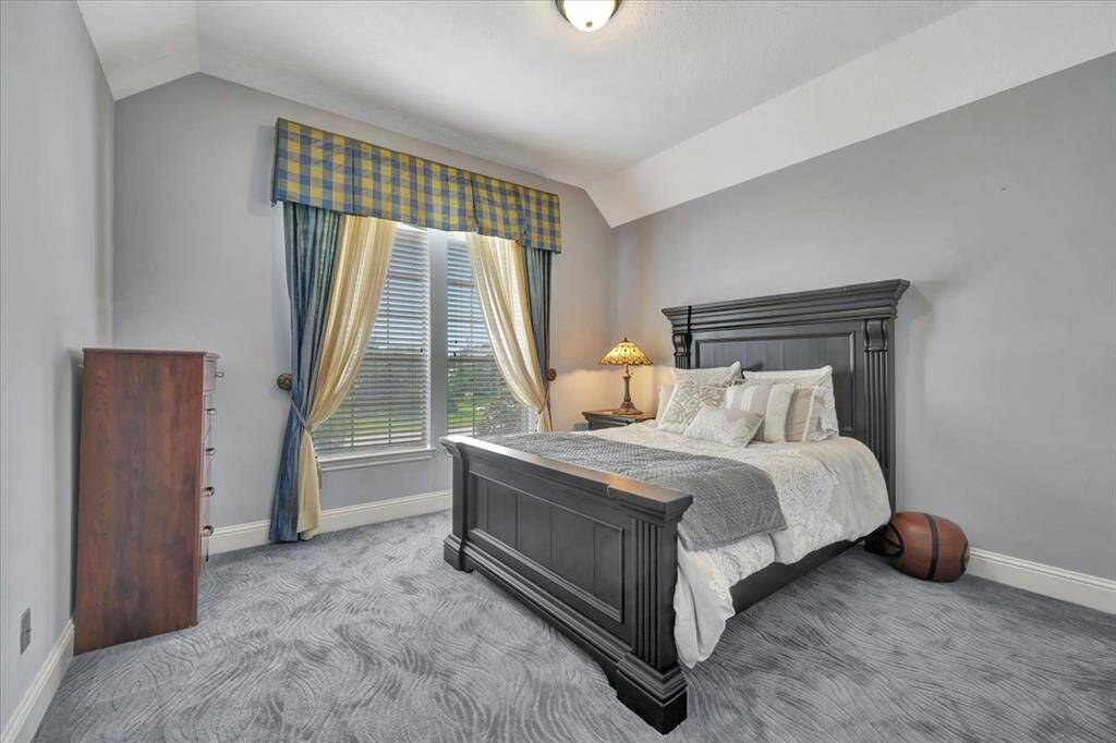 Upstairs bedroom
