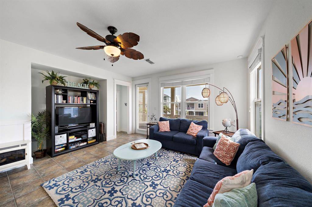 Plenty of electronic enjoyment plus an electric fireplace for chilly nights. Amazing views of the outdoors!