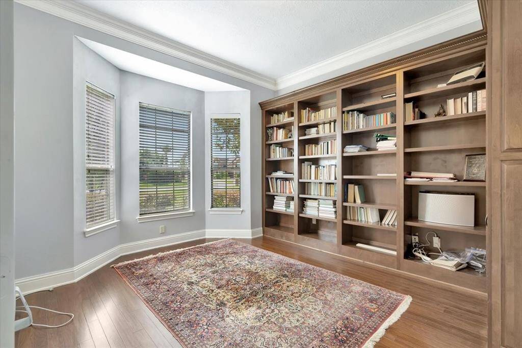Another view of home office.