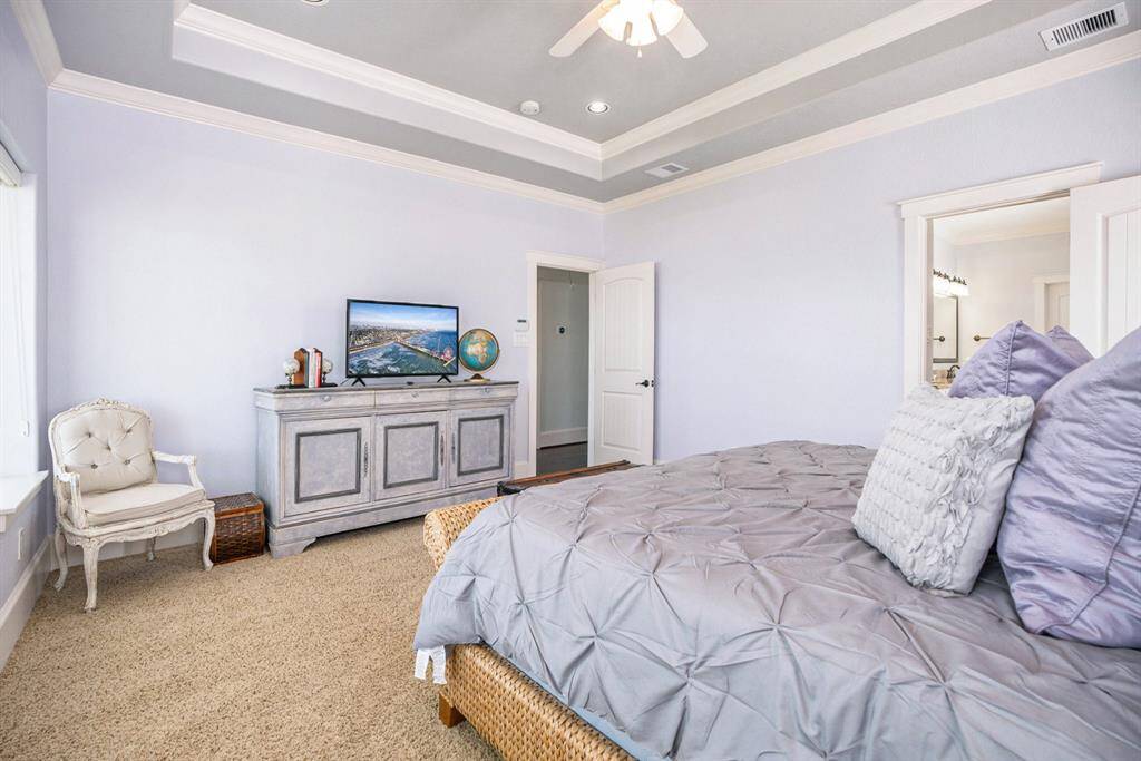 Spacious room with water views from your bed