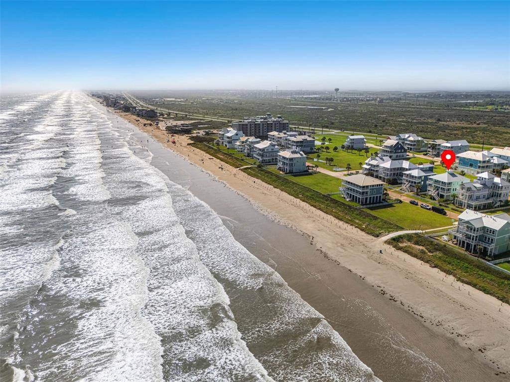 Great location with unobstructed views.