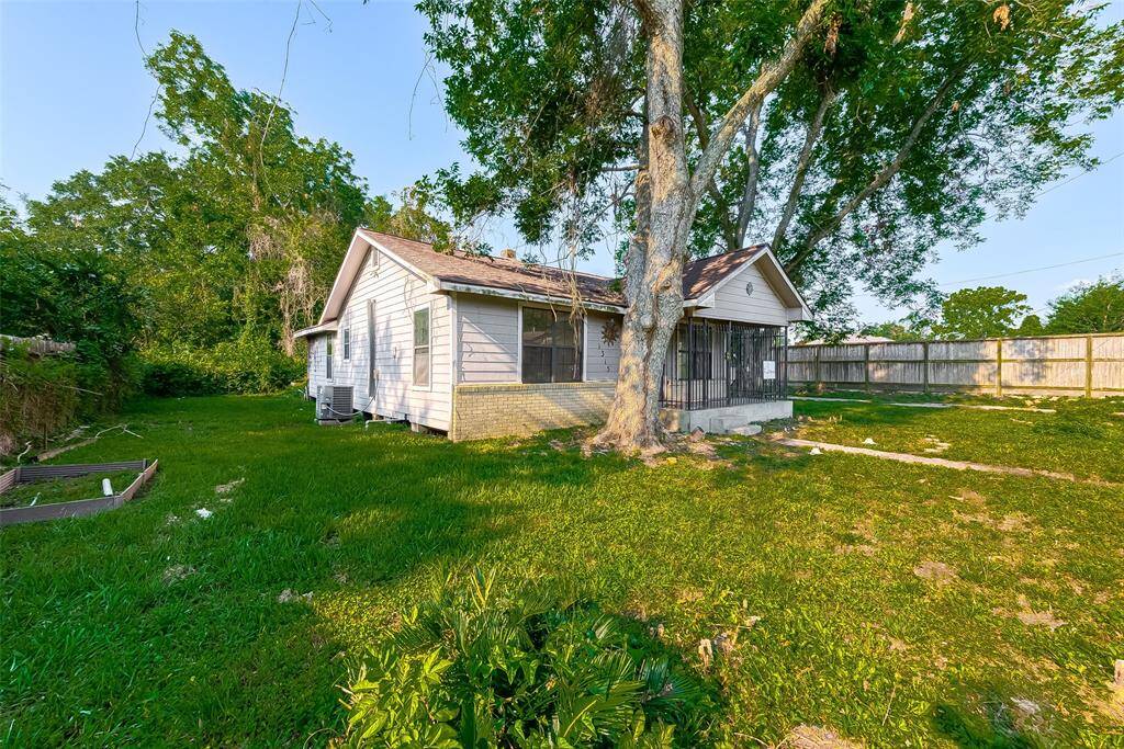 Fully fenced perimeter for added privacy and security.