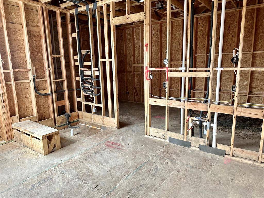 ASK ABOUT CUSTOMIZATION OPTIONS DURING CONSTRUCTION ONLY *MAZZARINO MODEL HOME * PHOTOS MAY SHOW A SIMILAR FLOOR PLAN AND/OR UPGRADED/ALTERNATIVE FINISHES * Please use these photos as a guide *THIS IS AN ACTIVE CONSTRUCTION SITE, BUYERS MUST REQUEST APPOINTMENT TO BE ON PREMISE AT ALL TIMES.