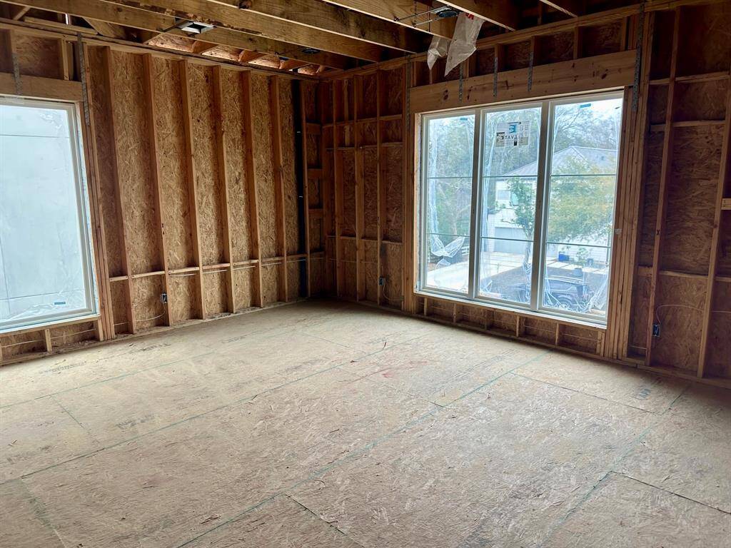 ASK ABOUT CUSTOMIZATION OPTIONS DURING CONSTRUCTION ONLY *MAZZARINO MODEL HOME * PHOTOS MAY SHOW A SIMILAR FLOOR PLAN AND/OR UPGRADED/ALTERNATIVE FINISHES * Please use these photos as a guide *THIS IS AN ACTIVE CONSTRUCTION SITE, BUYERS MUST REQUEST APPOINTMENT TO BE ON PREMISE AT ALL TIMES.