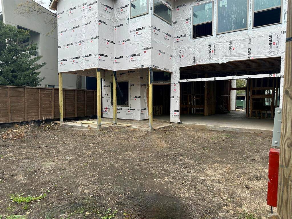 ASK ABOUT CUSTOMIZATION OPTIONS DURING CONSTRUCTION ONLY *MAZZARINO MODEL HOME * PHOTOS MAY SHOW A SIMILAR FLOOR PLAN AND/OR UPGRADED/ALTERNATIVE FINISHES * Please use these photos as a guide *THIS IS AN ACTIVE CONSTRUCTION SITE, BUYERS MUST REQUEST APPOINTMENT TO BE ON PREMISE AT ALL TIMES.