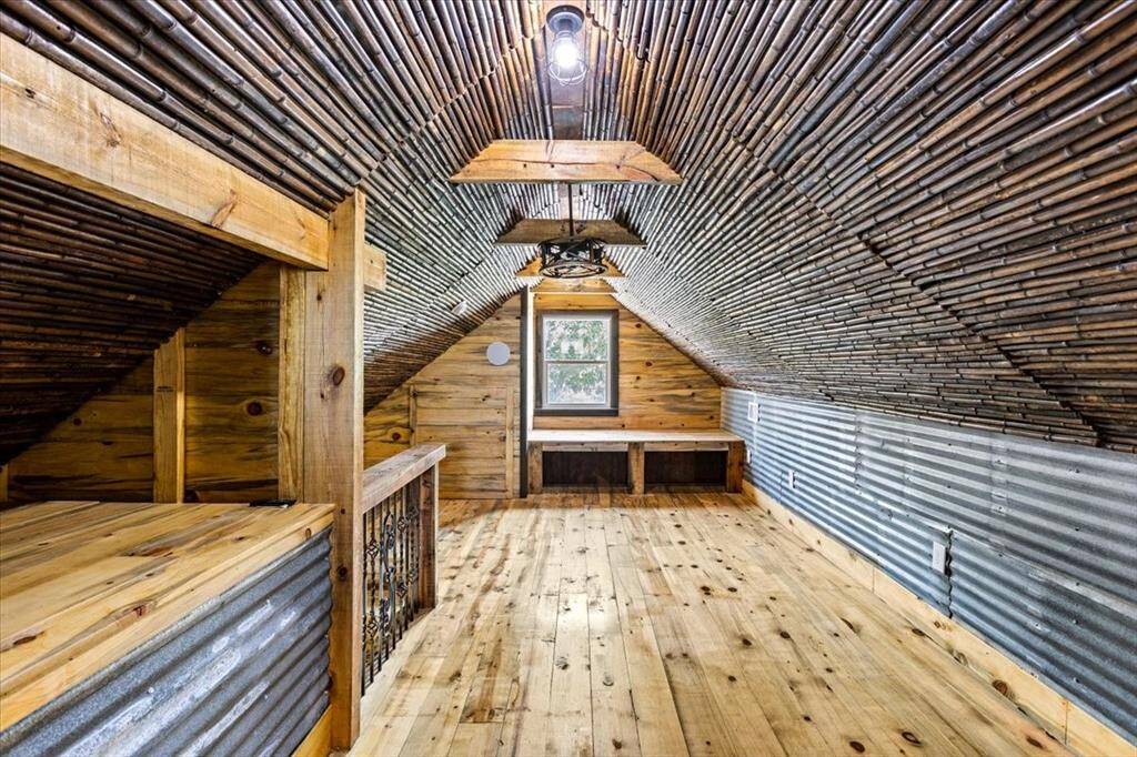 Loft That Can Be Used As Bedroom or Office