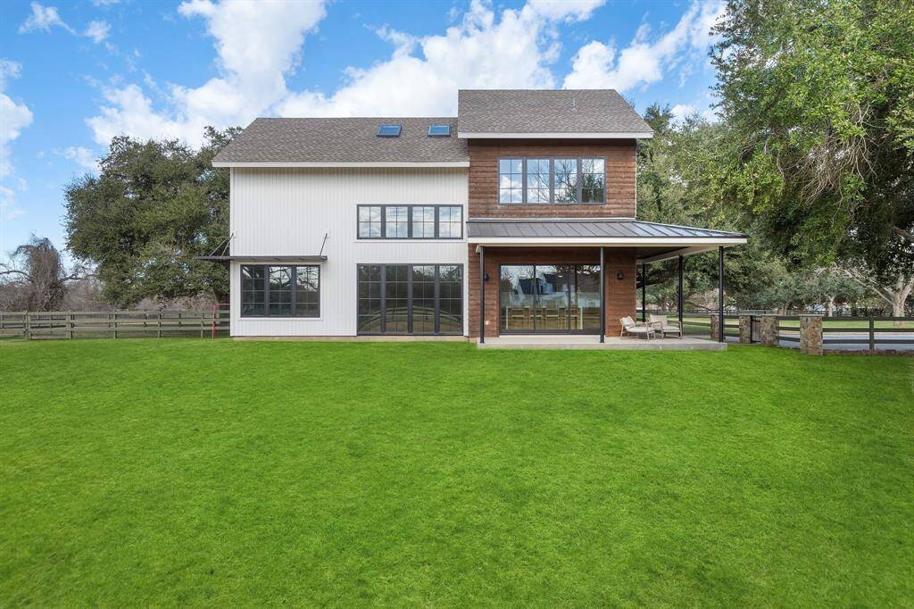 Incredible Casita for guests to retreat to its high-end finished spaces and beautiful wrap around front porch.