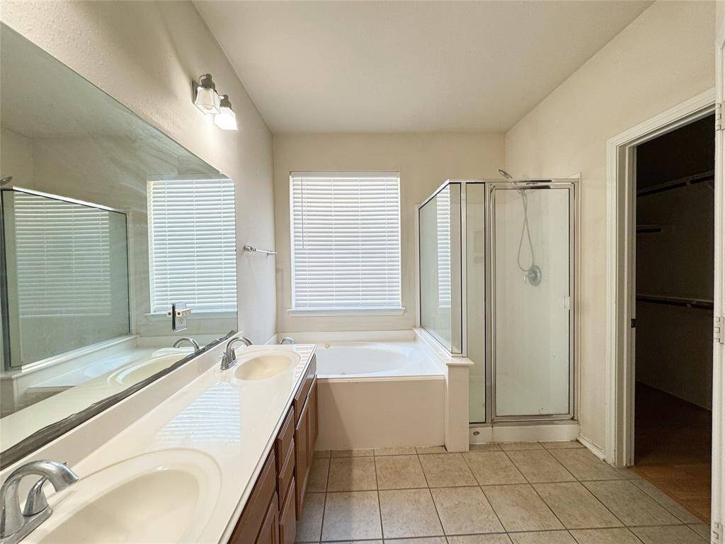 Primary suite