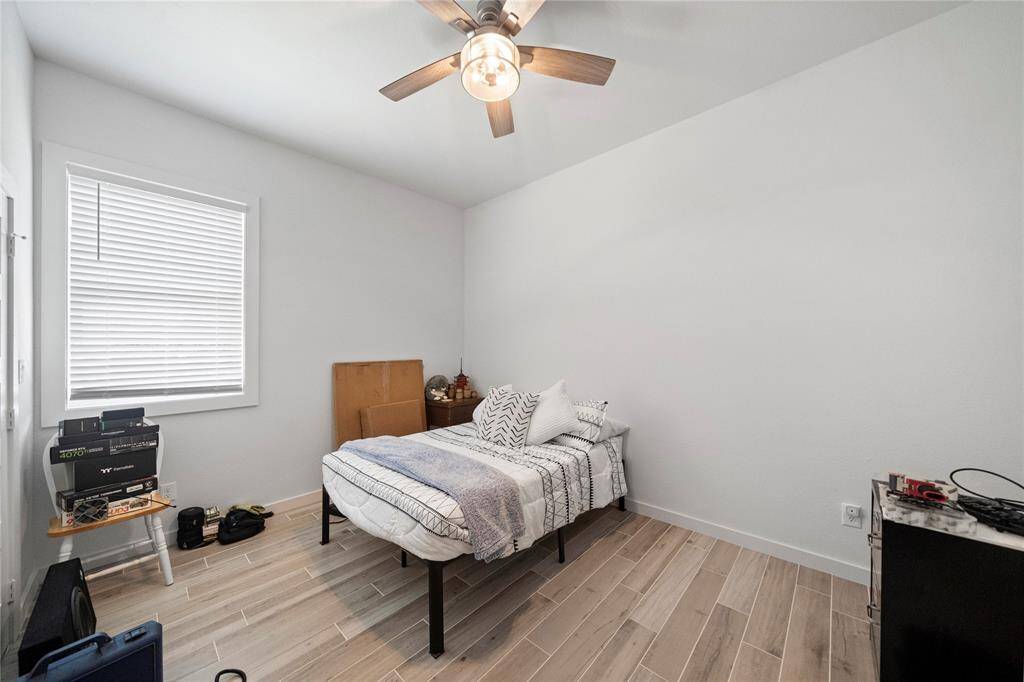 Third bedroom.