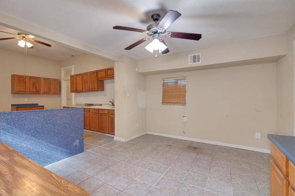 Here's another view of the dining room.