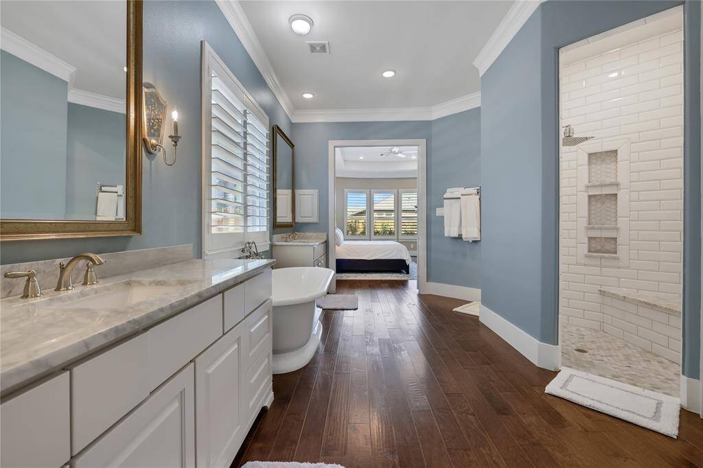 Luxury lives here - Master bath