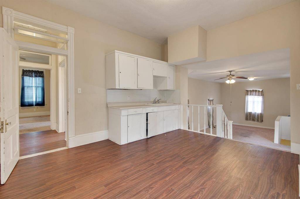 Second story kitchen