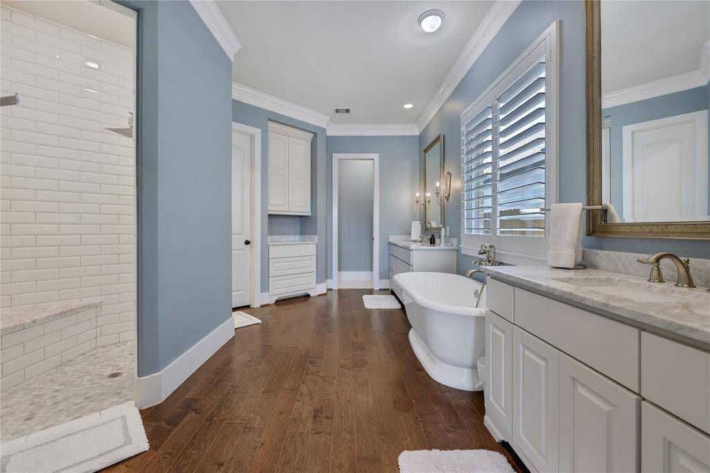 Master Bath - dual side walk in shower - huge master closet