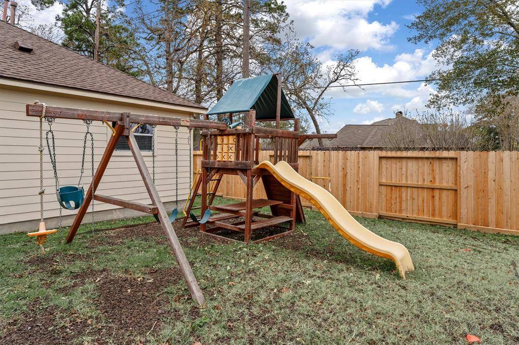 Playset can be included in the sale.