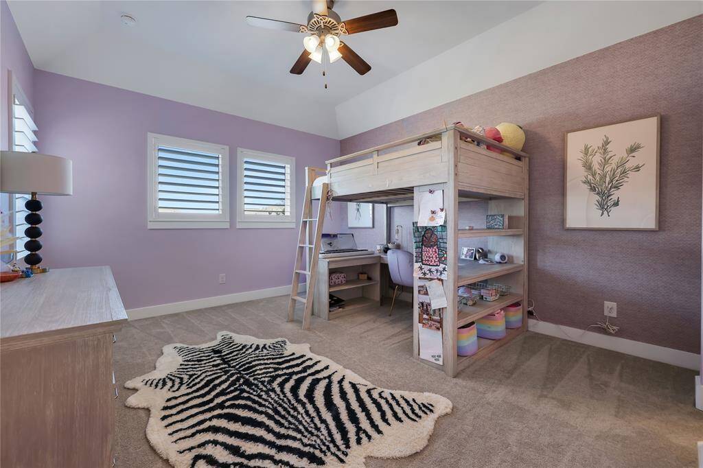 Another secondary bedroom - 2nd level Hollywood Bath