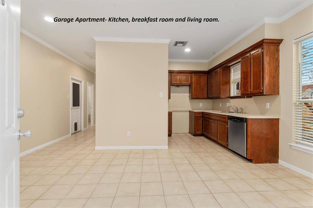 Upon entering the garage apartment, this is what you will see.