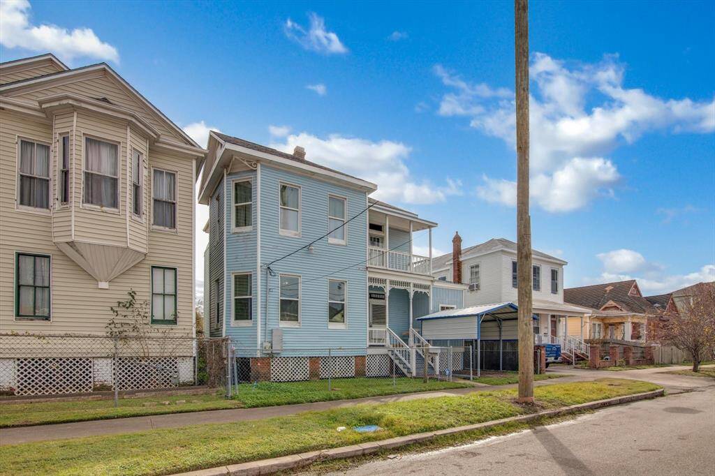 Sidewalks line the street for increased walkability.